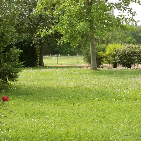 La Roulotte Du Domaine De * Meigné