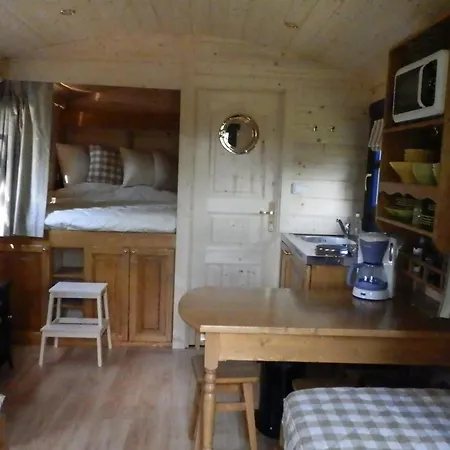 La Roulotte Du Domaine De * Meigné