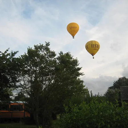 La Roulotte Du Domaine De Tatil Evi Meigné
